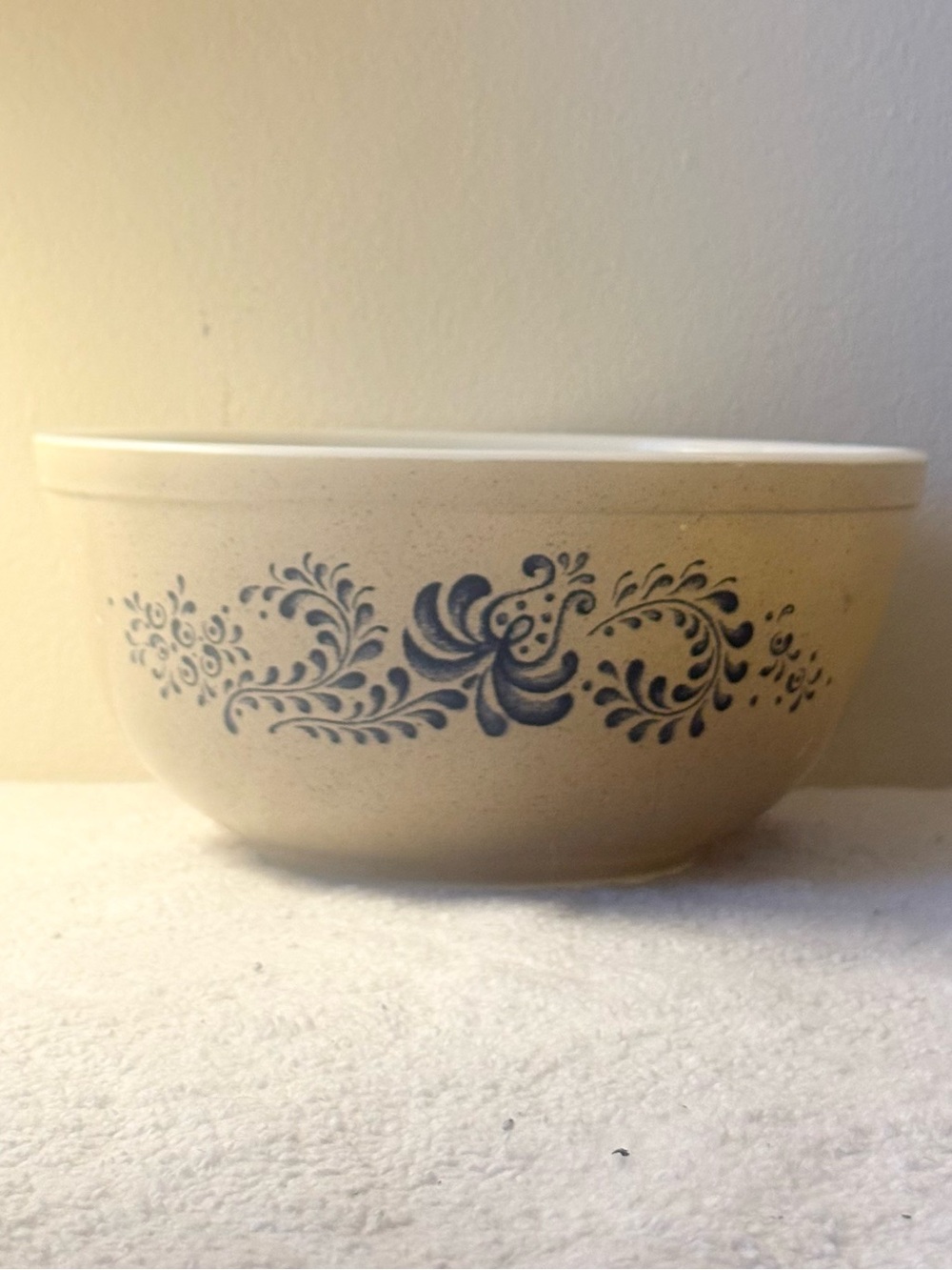 Pyrex 403 2 1/2 QT Mixing Bowl Homestead Tan